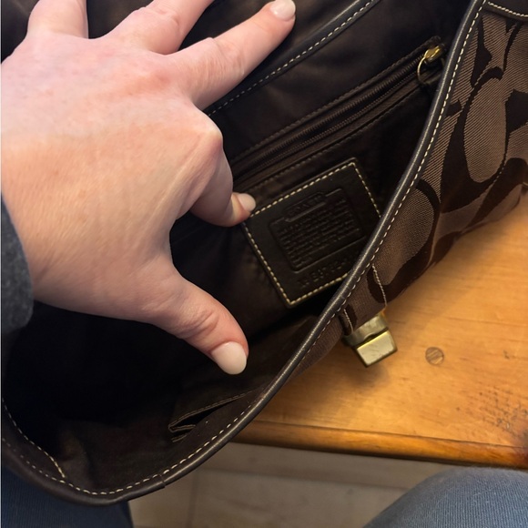 Coach Brown and Gold hardware Shoulder Bag - Picture 3 of 7